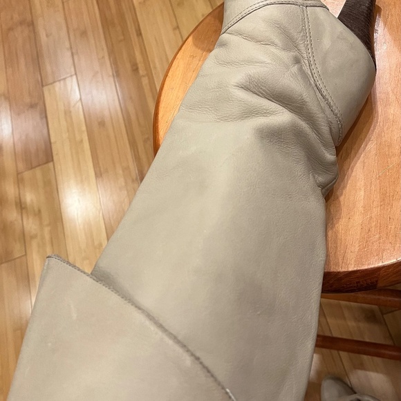 Zodiac Boots - Picture 2 of 14